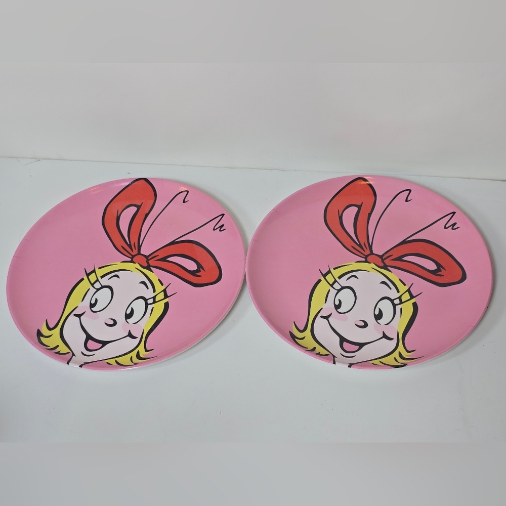 Dr. Seuss Grinch Cindy Lou Who Plastic Plates 8 Inch Nwt